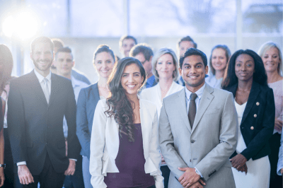 Dịch giả quốc tế, dịch giả bản xứ