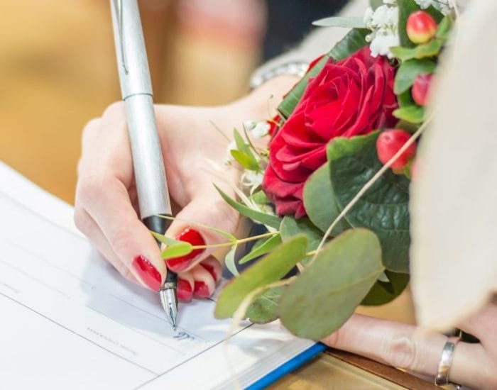 Những Điều Cần Biết Khi Dịch Giấy Đăng Ký Kết Hôn Sang Tiếng Nhật